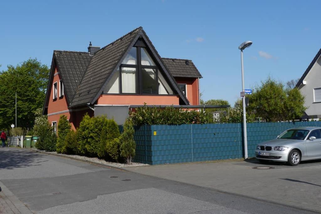 Ferienwohnung Haus Ruhrgebiet Mülheim an der Ruhr Buitenkant foto